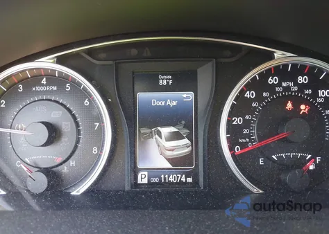 2015 Toyota Camry Xse z USA, uszkodzony, nr VIN 4T1BF1FK6FU051845